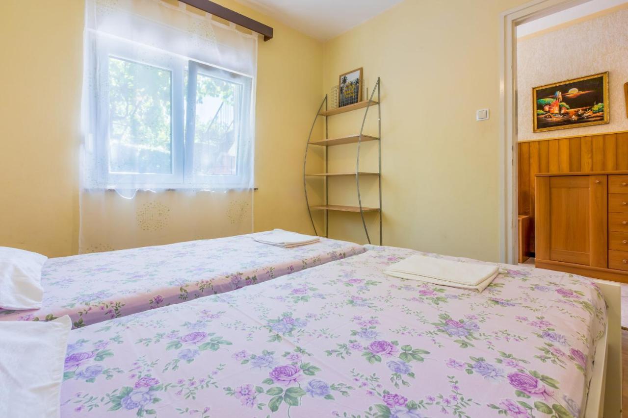 Apartment Eugen Crikvenica Esterno foto